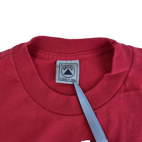 Vintage Mens Delta San Antonio, Texas Single Stitch T-Shirt Sz L Red Made In USA - Picture 4 of 8